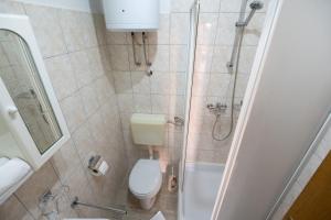 Apartment in Privlaka with sea view, balcony, air conditioning, WiFi 3598-2