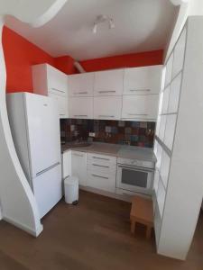 Lux flat - apartment Ada Ciganlija, Banovo Brdo