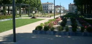 15 minutes à pied de la cité