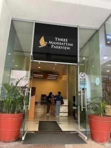 Prime location Araneta Coliseum connected to MRT