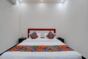 FabHotel Luxora