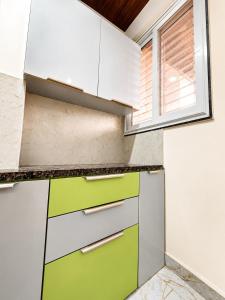 Cozy 1BHK Penthouse Prime Location
