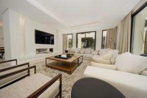 Designer Villa with heated pool in Marbesa, Marbella