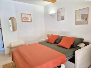 Studio en pierre avec jardin et parking privé à Saint-Paul-de-Vence