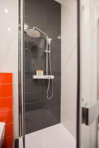 Apartment Center Four stars