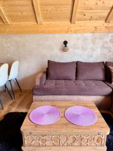 Montenegro pines
