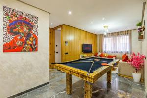 2BR Apart Pool Table Home Cinema Central AC
