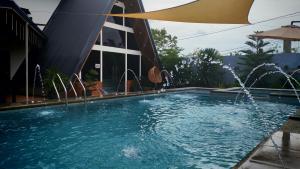 Cabinville