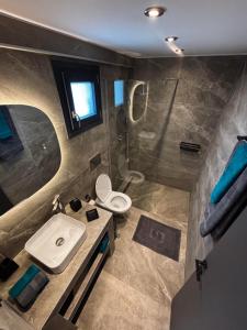 Epanomi Suites