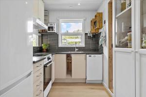 Cosy Holiday-House With Annex Close To The Sea
