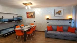 Orange Fox Cervinia apartment Vda Vacanze in Vetta CIR 0185