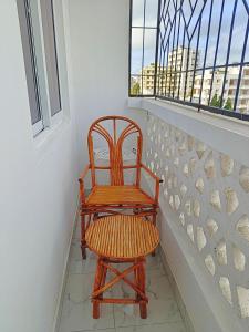 Studio near the Beach, 0742 for 616 then 120