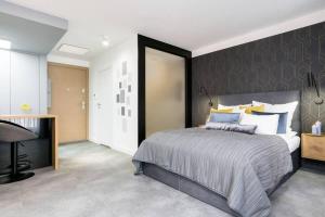 Waterlane Free Swimming Pool Access by Elite Apartments