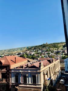 Metekhi place