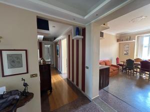 Tibullo ,Classico ed Elegante Appartamento