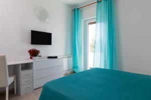 2-bedroom apartment
