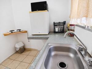 Estudio Privado, WiFi, A 7 min de Palmerola