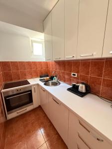 Ana Lux Apartments 22