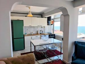 Renovated comfy apartment with unique sea view