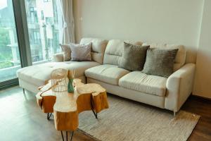 Himma prestige living condo- A duplex condo with 2 bedrooms