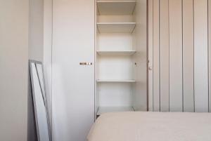 Central Studio III by Elys Collection