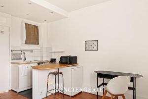 Elegant studio au coeur de la Rue Monsieur