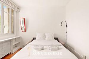 Elegant studio au coeur de la Rue Monsieur
