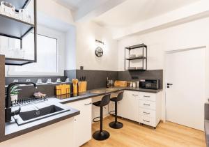 Old Town Garden Apartment with Private Courtyard