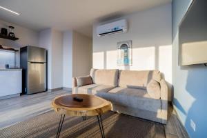Apartment Upper Level in Casco View