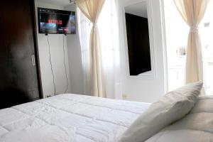 Lindo apartaestudió cerca avenida de los estudiantes y universidades apto 301