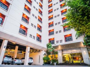 Atrium Boutique Hotel