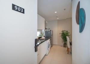 Business Apt with City Views in a Great Location