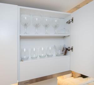 Trendy Studio near Malls with Pool Gym and BBQ