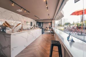 Breakfast Included at Regatta Living 605