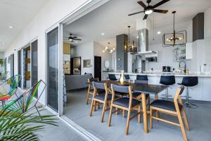 Dog-friendly ocean view penthouse & studio with a full kitchen & kitchenette