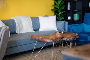 NDK - UrbanLux Altus 2BDR Penthouse Apartment