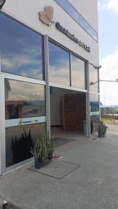 Apartamento y Piscina economico para varias noches