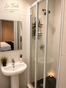 La Tiah One, Durban