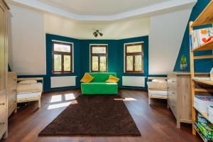Sunny apartment