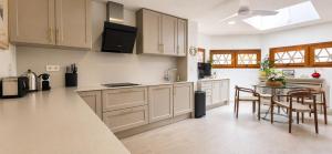 Elegant GOLDEN MILE Marbella