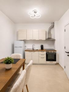 Daniels Apartment