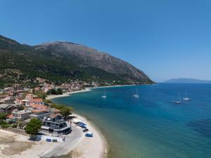 Ristanis Blue Mare Beachfront Retreat
