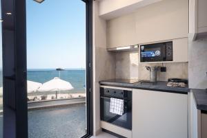 Ristanis Blue Mare Beachfront Retreat