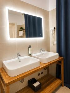 Ca Pisani Canal View