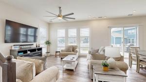 Ocean View Beach Club - 18 Middlesex Dr