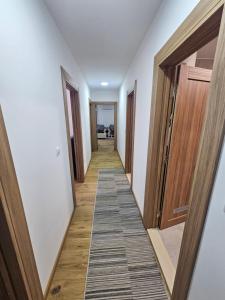 Apartmani Biševac 1