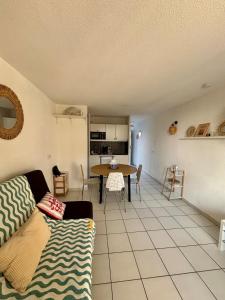 Studio vue mer, Piscine ,Parking, Rochelongue