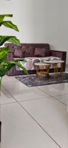 405 - Stylish 2BHK by Everloft - Balcony & Comfort