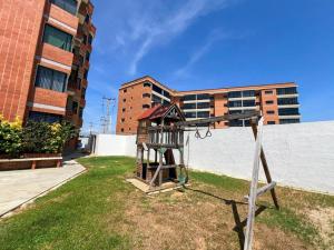 Frente a la Playa con Planta Electrica