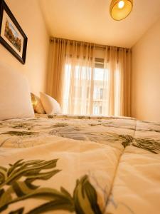 La Playa Residence, 2-bedroom apartment with pool, Mansouria